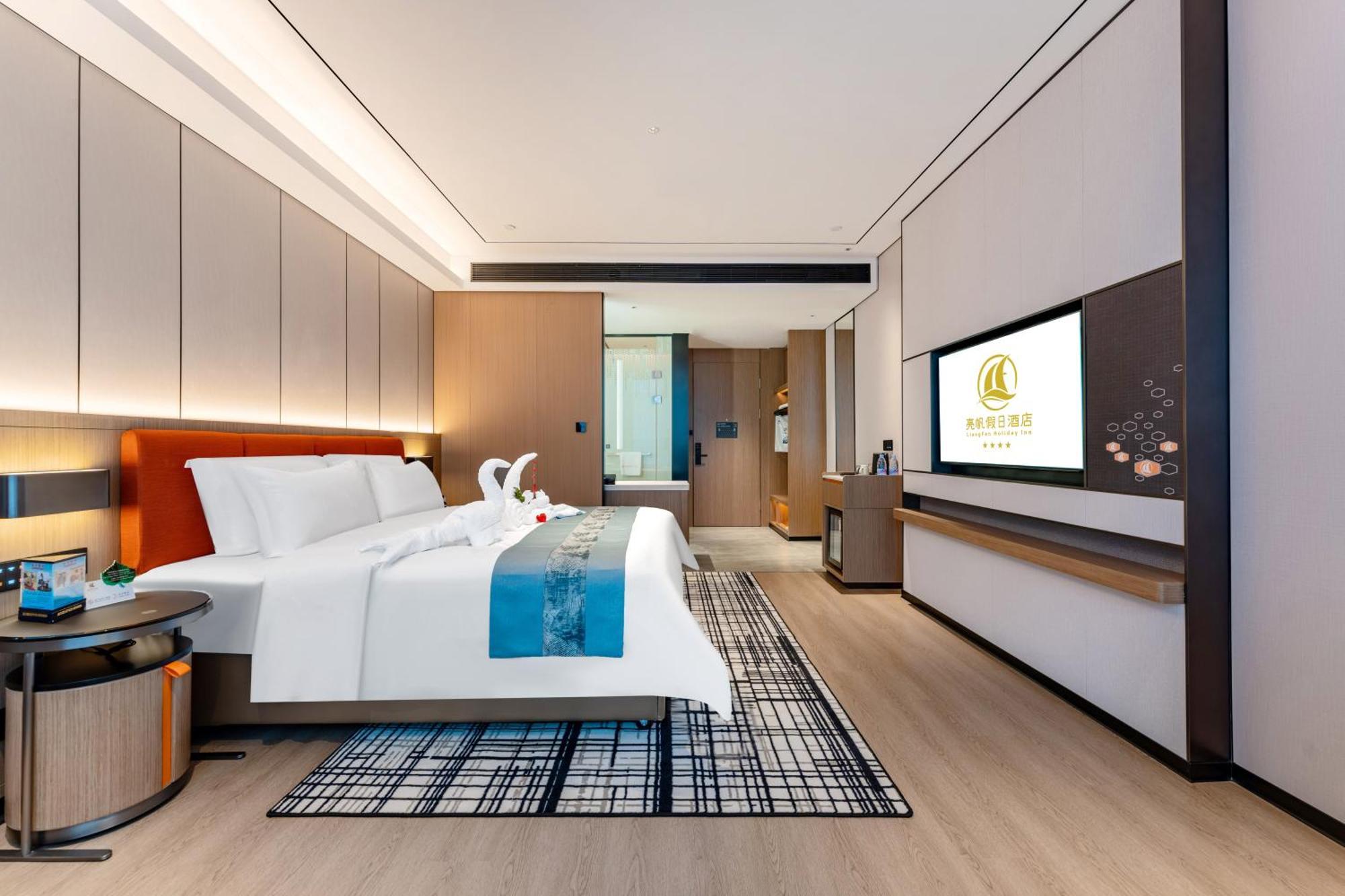 Liang Fan Holiday Inn Kuangcsou Kültér fotó