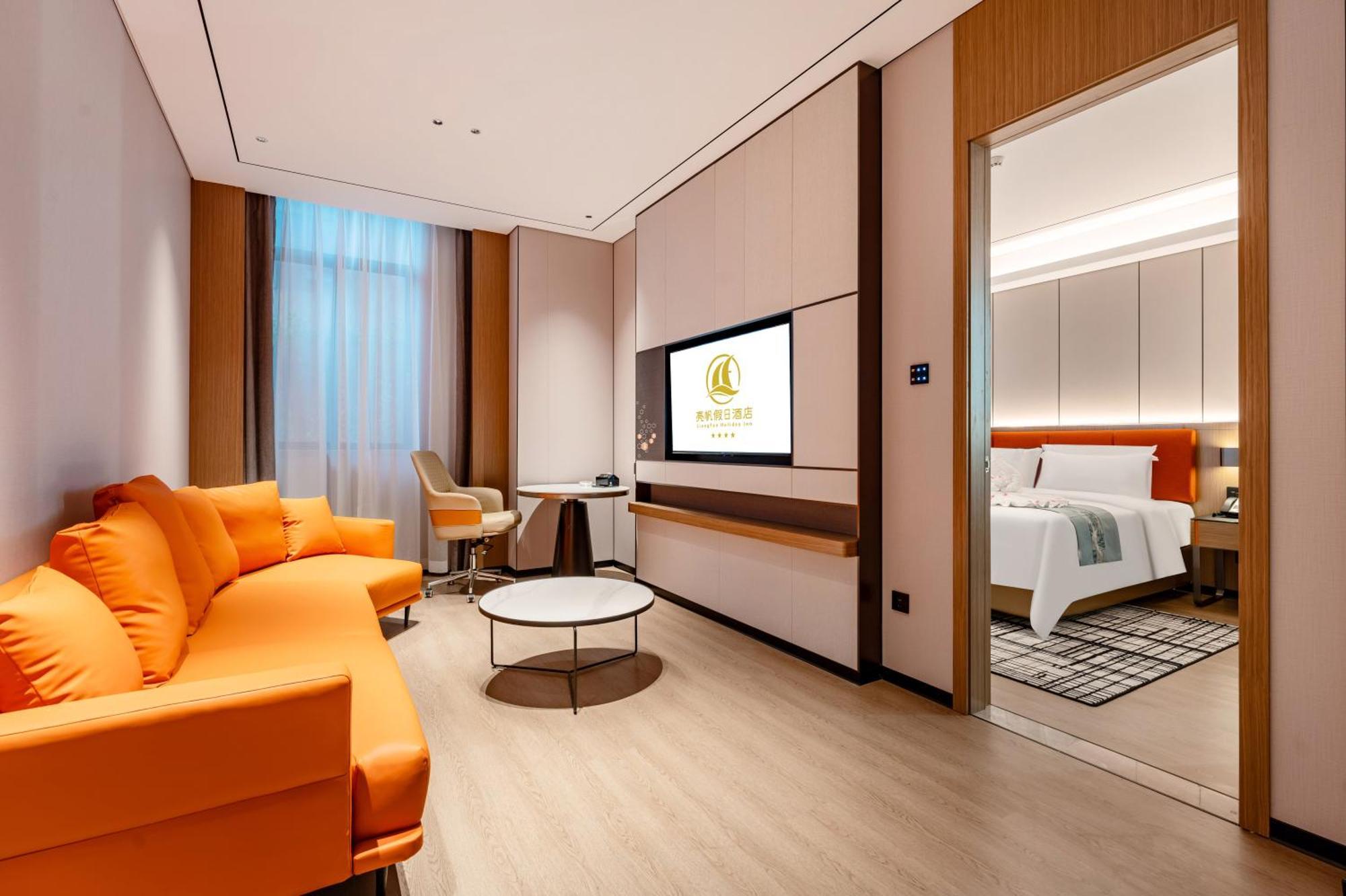 Liang Fan Holiday Inn Kuangcsou Kültér fotó