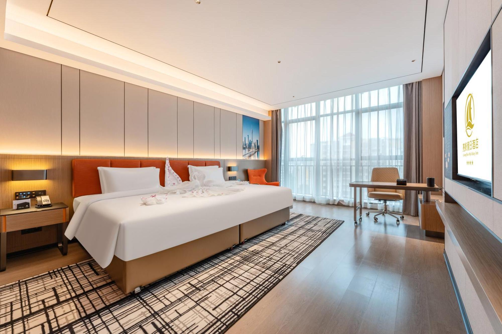 Liang Fan Holiday Inn Kuangcsou Kültér fotó